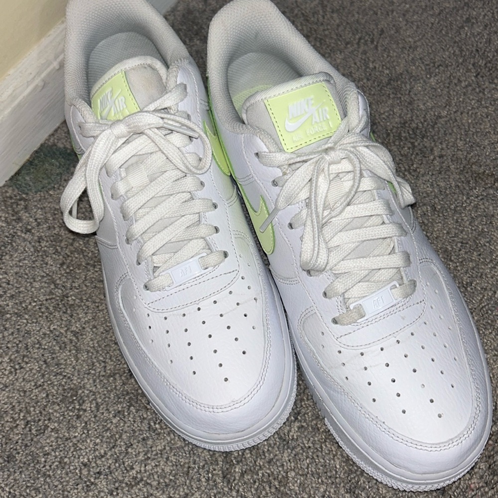 Nike Lime Air Force 1